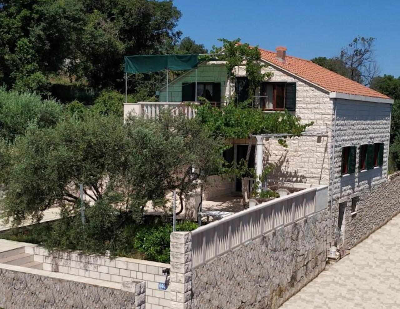 לומבארדה Apartments Duka מראה חיצוני תמונה