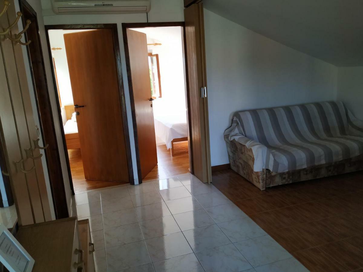 לומבארדה Apartments Duka מראה חיצוני תמונה
