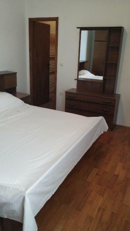 לומבארדה Apartments Duka מראה חיצוני תמונה